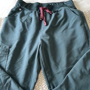 Zamora joggers FIGS bonsai